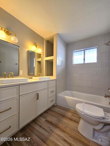 815 E Vía Lucitas, Tucson, AZ 85718