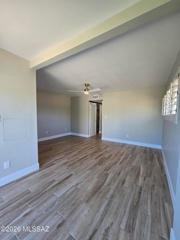 815 E Vía Lucitas, Tucson, AZ 85718