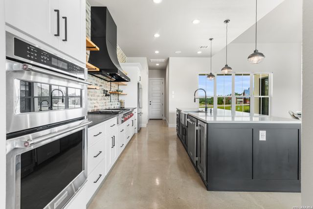 9843 Midsomer Place, San Antonio, TX 78255
