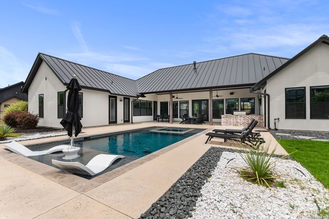 9843 Midsomer Place, San Antonio, TX 78255