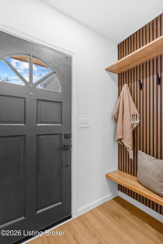 3801 Craig Ave, Louisville, KY 40215