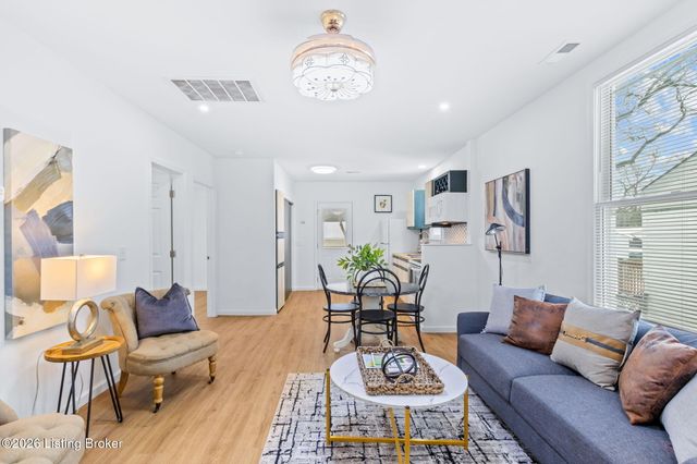 3801 Craig Ave, Louisville, KY 40215