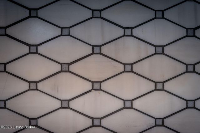 3801 Craig Ave, Louisville, KY 40215