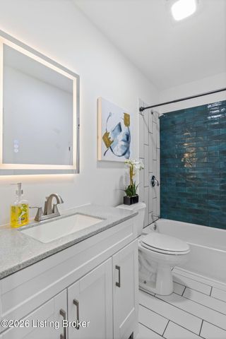 3801 Craig Ave, Louisville, KY 40215