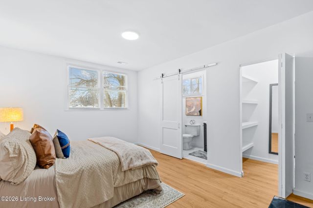 3801 Craig Ave, Louisville, KY 40215