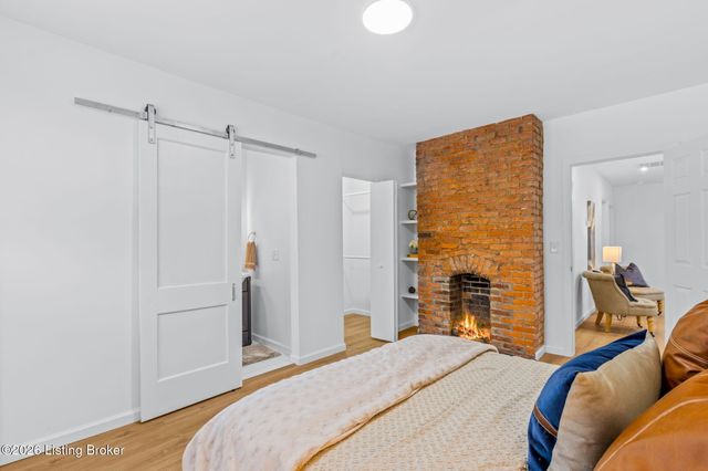 3801 Craig Ave, Louisville, KY 40215