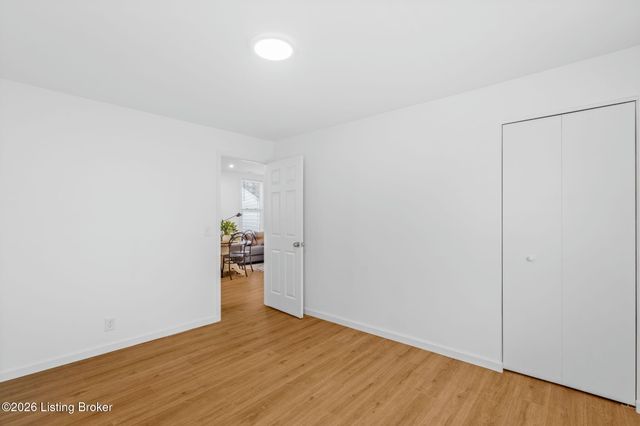 3801 Craig Ave, Louisville, KY 40215