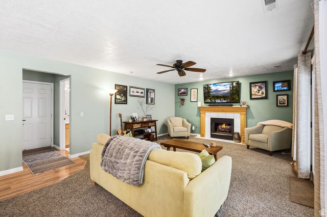 7629 S KINGS BRIDGE DR, West Jordan, UT 84084