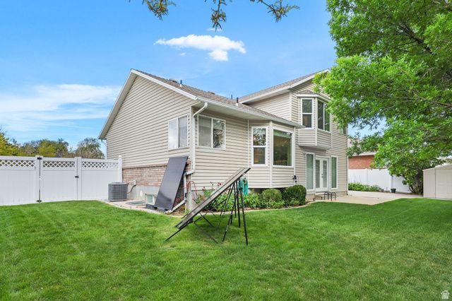 7629 S KINGS BRIDGE DR, West Jordan, UT 84084