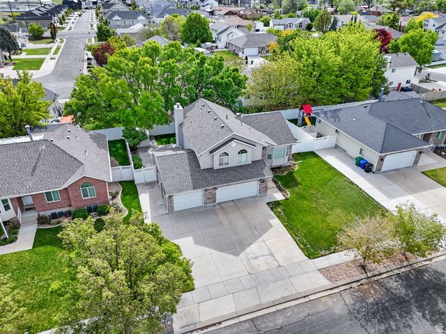 7629 S KINGS BRIDGE DR, West Jordan, UT 84084