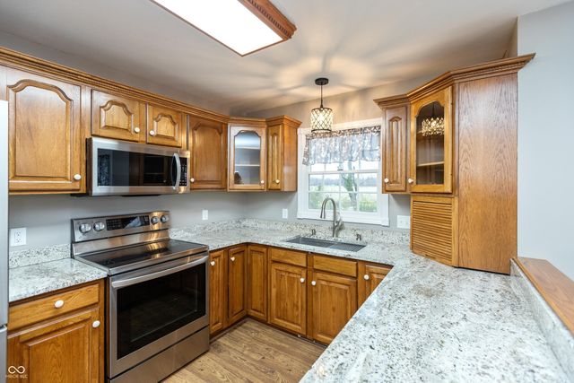 2831 Whitney Way, Seymour, IN 47274