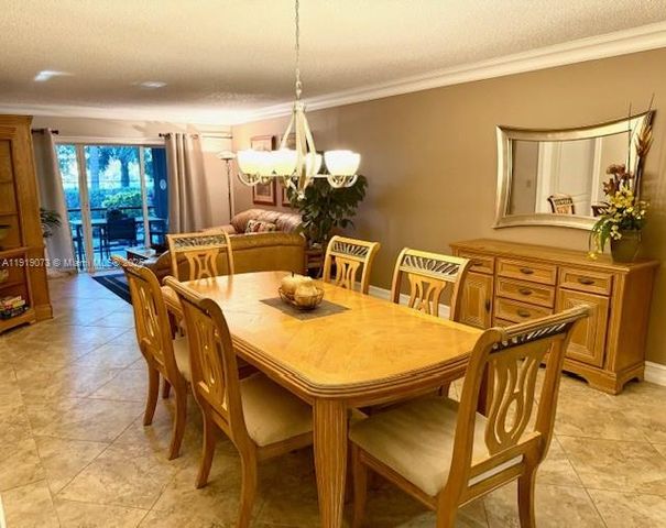 4000 Crystal Lake Dr 112, Deerfield Beach, FL 33064