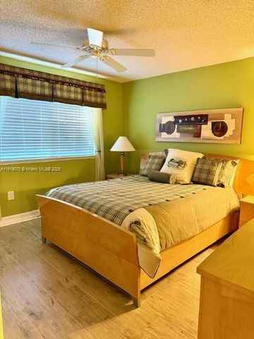 4000 Crystal Lake Dr 112, Deerfield Beach, FL 33064