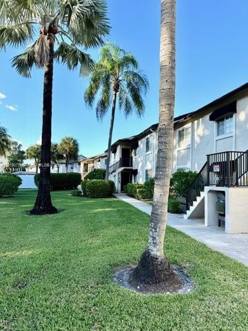 4000 Crystal Lake Dr 112, Deerfield Beach, FL 33064