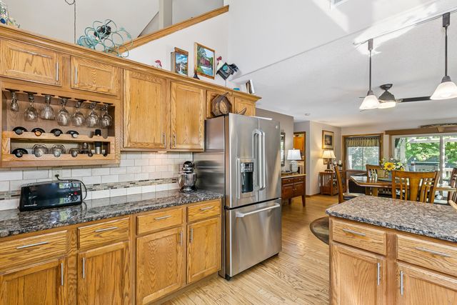 522 N Bay Country St, Wichita, KS 67235