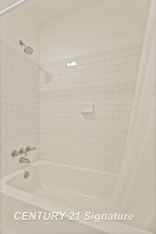 4940 Coralberry Road, Saginaw Twp, MI 48604