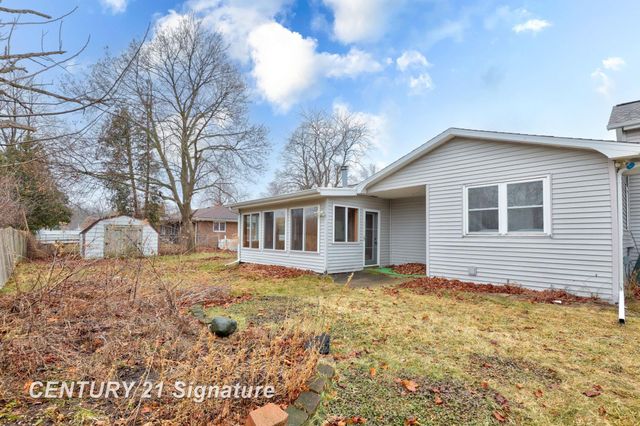 4940 Coralberry Road, Saginaw Twp, MI 48604