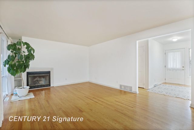 4940 Coralberry Road, Saginaw Twp, MI 48604