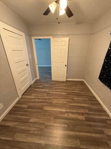 817 S 8th Street, Fresno, CA 93702