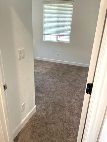 401 Manuel Court, Los Banos, CA 93635