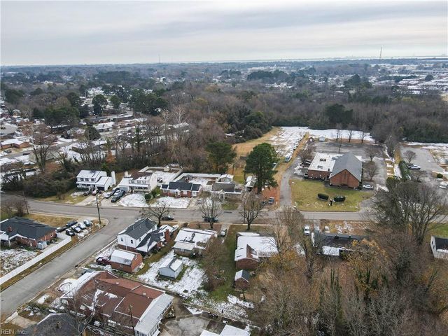 34 Joynes RD, Hampton, VA 23666