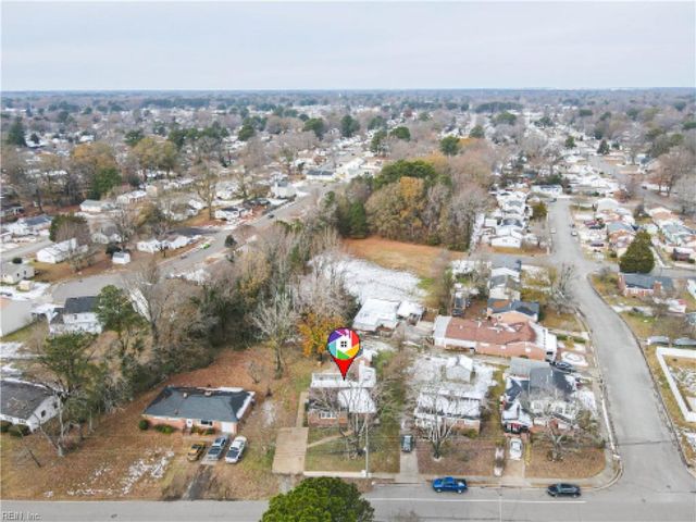 34 Joynes RD, Hampton, VA 23666