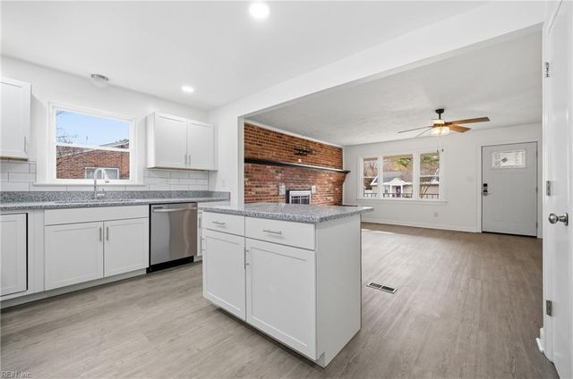 34 Joynes RD, Hampton, VA 23666