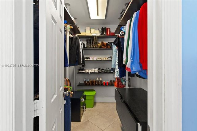 4190 Pamona Ave, Miami, FL 33133