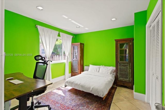 4190 Pamona Ave, Miami, FL 33133