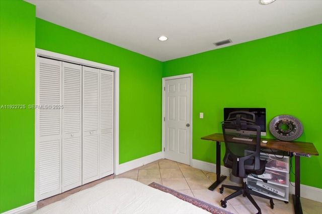 4190 Pamona Ave, Miami, FL 33133