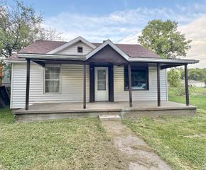 2012 S 19th Street, New Castle, IN 47362