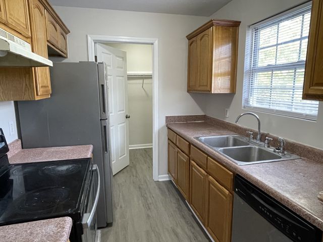 1708 Underwood St, Nashville, TN 37208