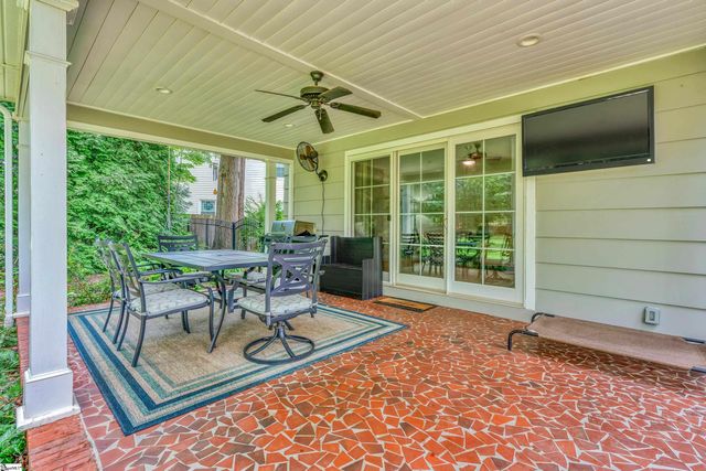 210 Heathwood Drive, Spartanburg, SC 29307