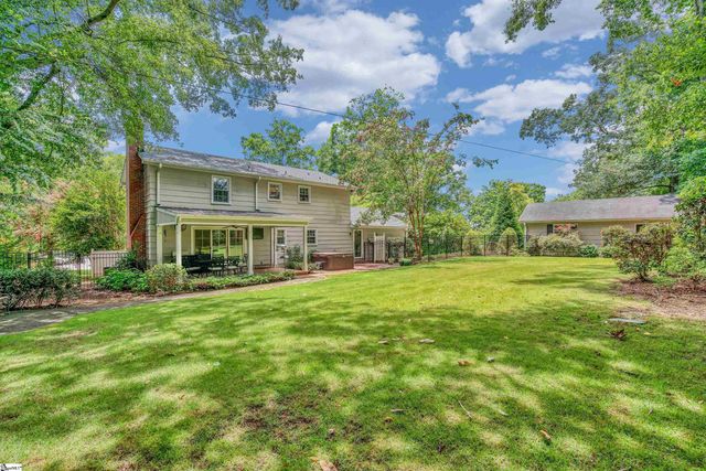 210 Heathwood Drive, Spartanburg, SC 29307