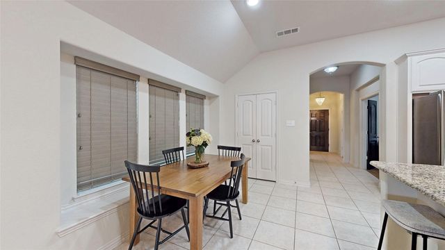 421 Catherine Lane, Lantana, TX 76226