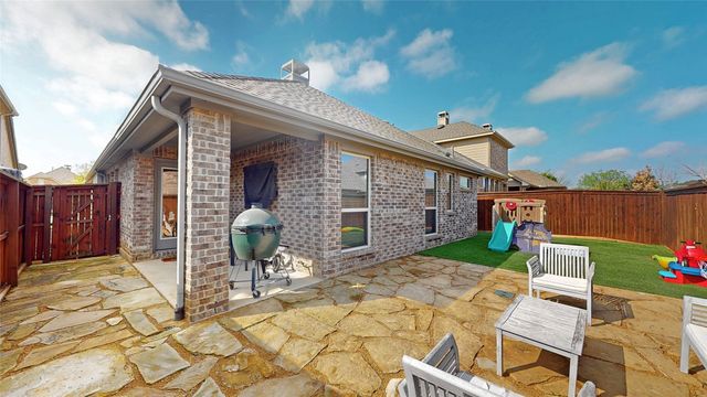 421 Catherine Lane, Lantana, TX 76226