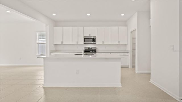 5541 NINA WAY, St Cloud, FL 34771