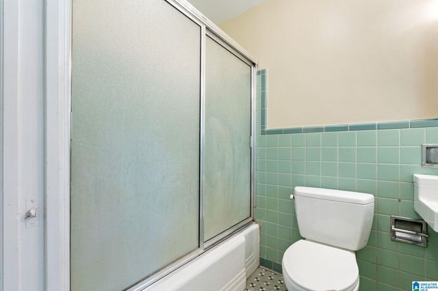 212 BEECH CIRCLE, Mountain Brook, AL 35213
