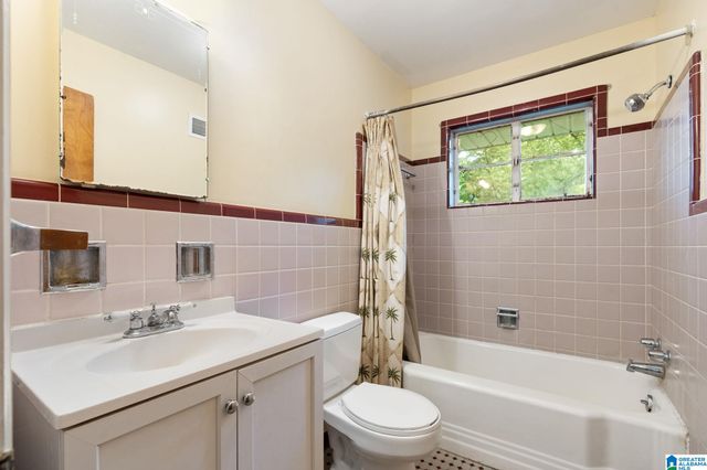 212 BEECH CIRCLE, Mountain Brook, AL 35213