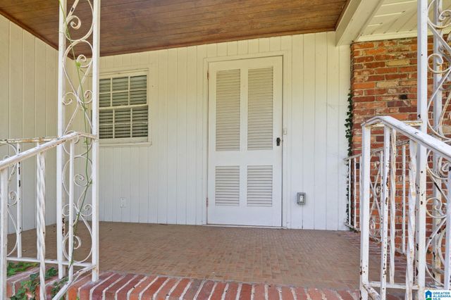 212 BEECH CIRCLE, Mountain Brook, AL 35213