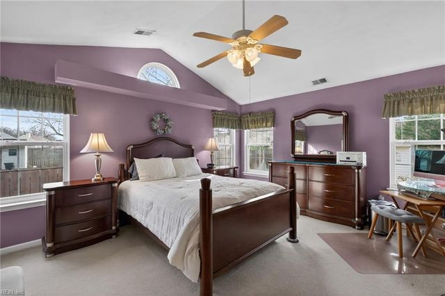 4454 Pelican PT, Portsmouth, VA 23703