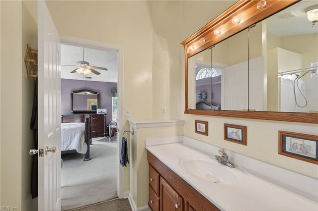 4454 Pelican PT, Portsmouth, VA 23703