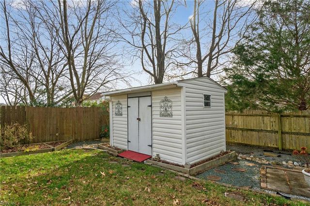 4454 Pelican PT, Portsmouth, VA 23703