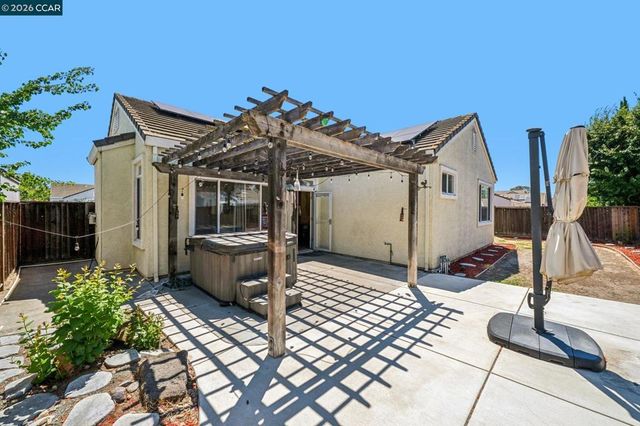 1336 Steinbeck Dr, Pittsburg, CA 94565