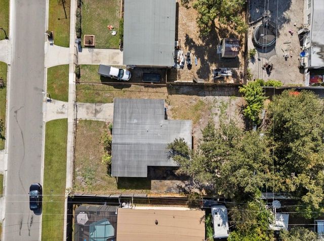 1703 WARRINGTON WAY, Tampa, FL 33619