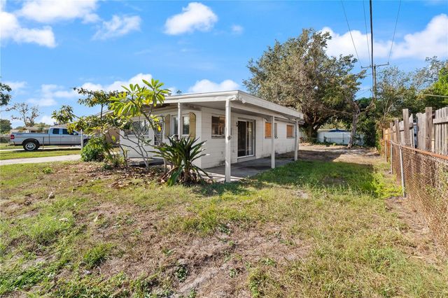 1703 WARRINGTON WAY, Tampa, FL 33619