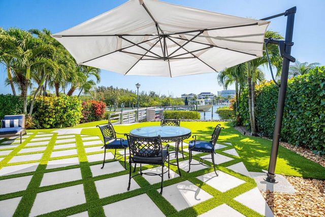 281 Fishermans Way, Jupiter, FL 33477