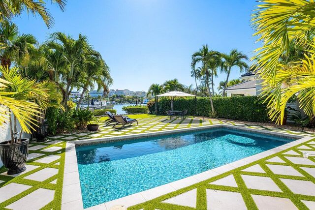 281 Fishermans Way, Jupiter, FL 33477