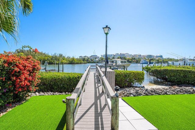 281 Fishermans Way, Jupiter, FL 33477