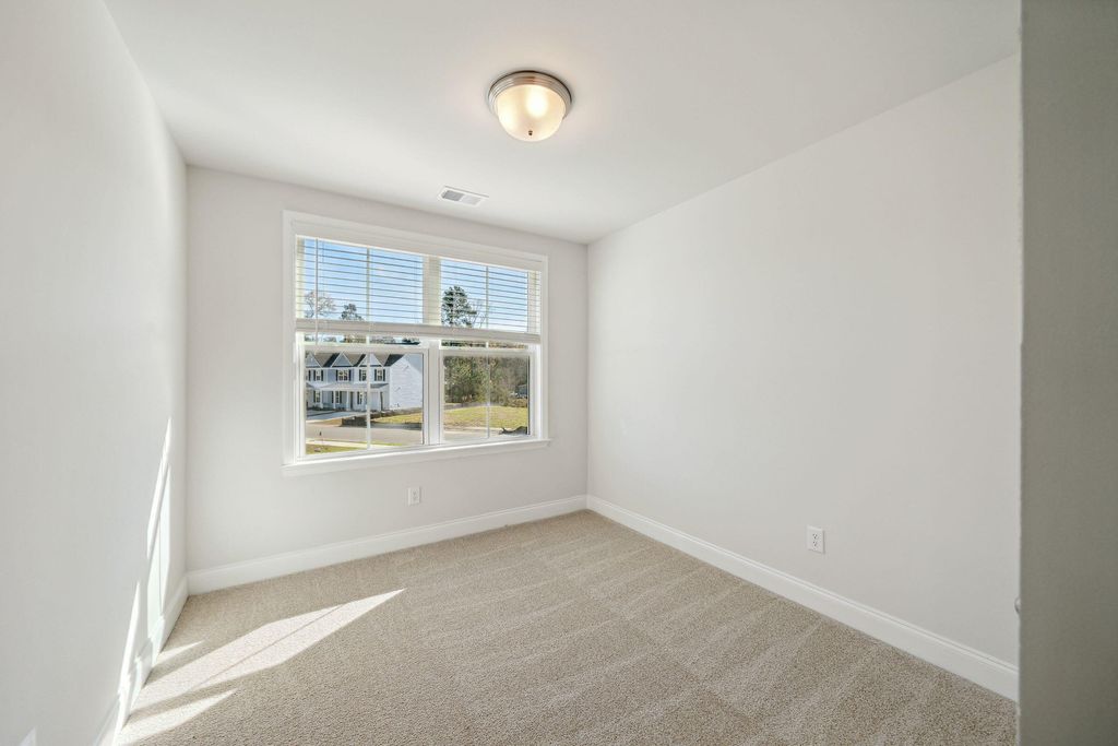 Image 39 of property listing at 221 Harding Lane, Goose Creek, SC 29445